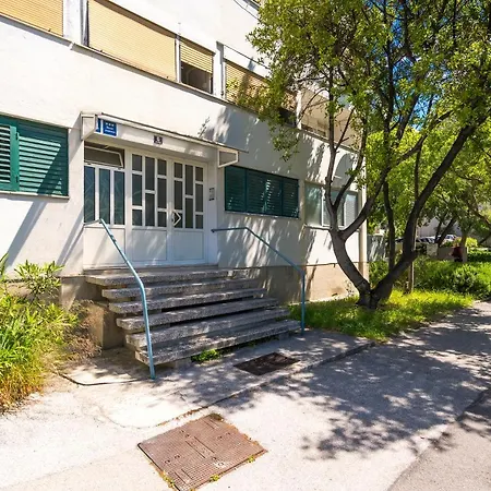 Apartment Orelj Ferienwohnung *